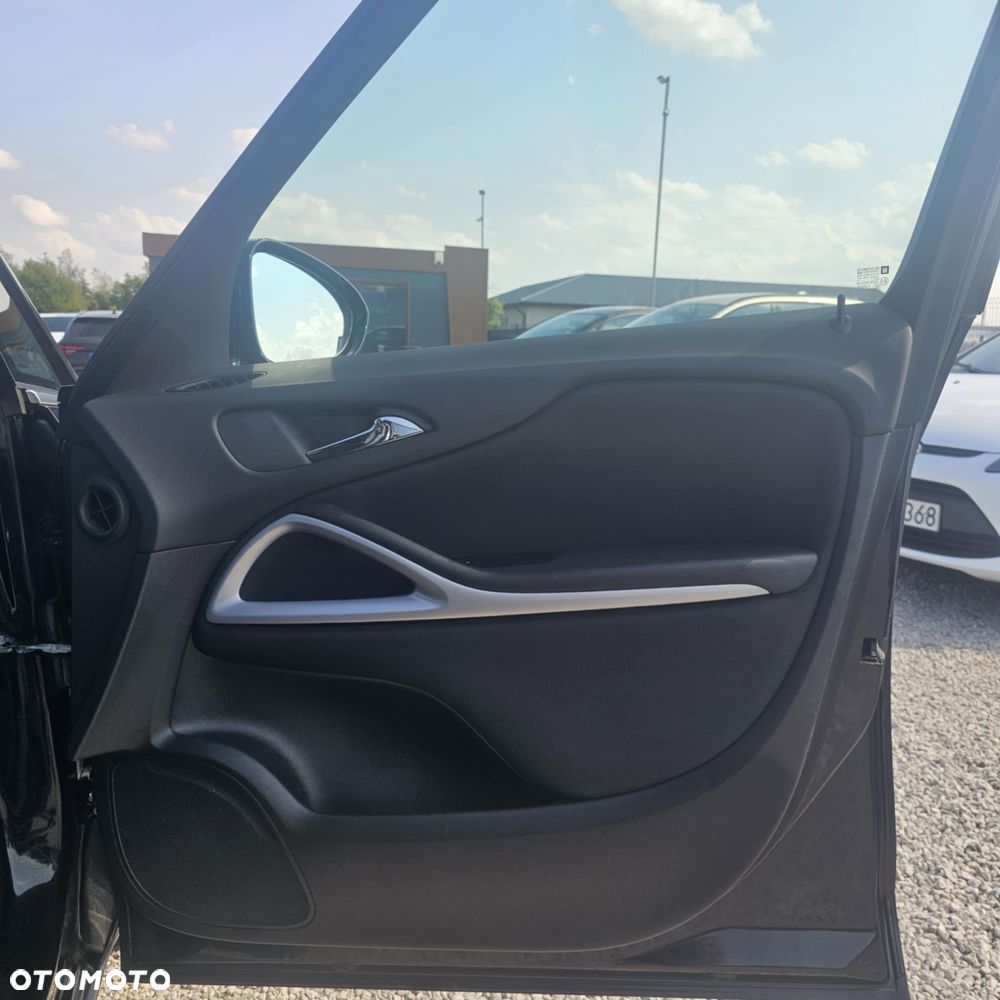 Opel Zafira - 19