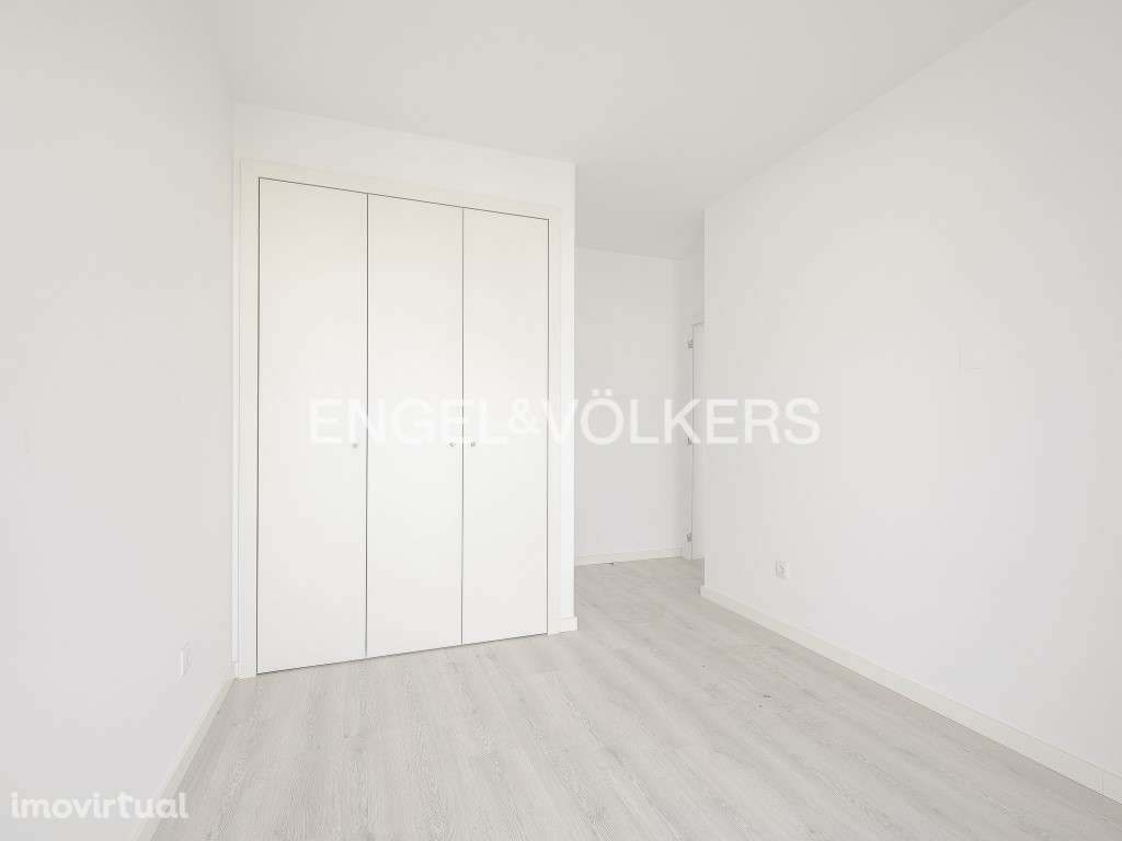 Apartamento T2 com Terraço em Santa Marta do Pinhal, Corroios - Grande imagem: 3/12