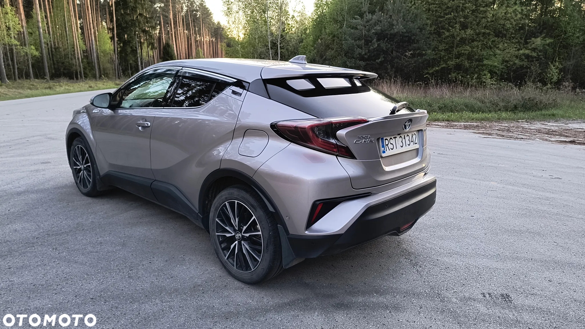 Toyota C-HR - 5