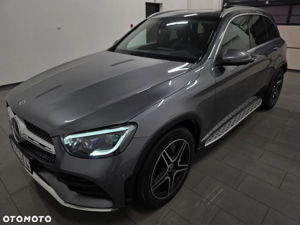 Mercedes-Benz GLC 220 d 4Matic 9G-TRONIC AMG Line Plus - 35