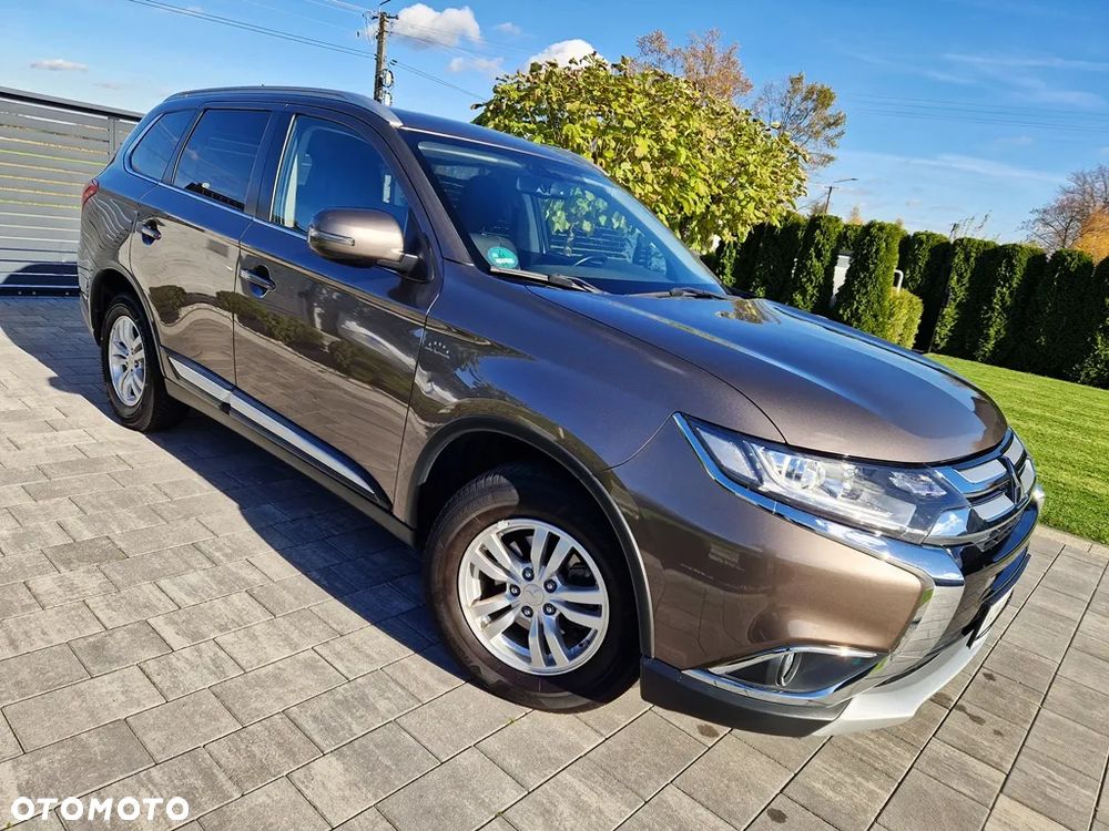 Mitsubishi Outlander 2.0 2WD SUV-Star - 10