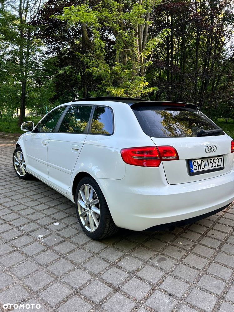 Audi A3 Sportback 2.0 TDI DPF S line Sportpaket - 5