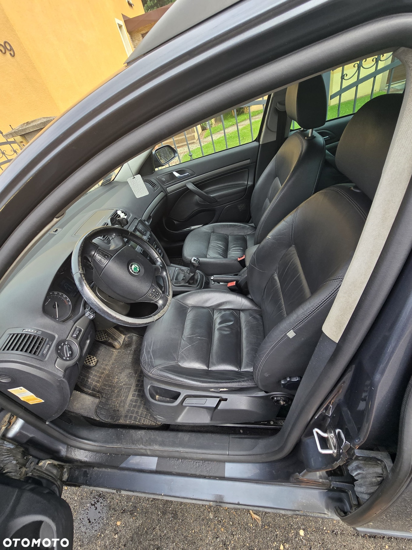 Skoda Octavia 1.6 Mint - 3