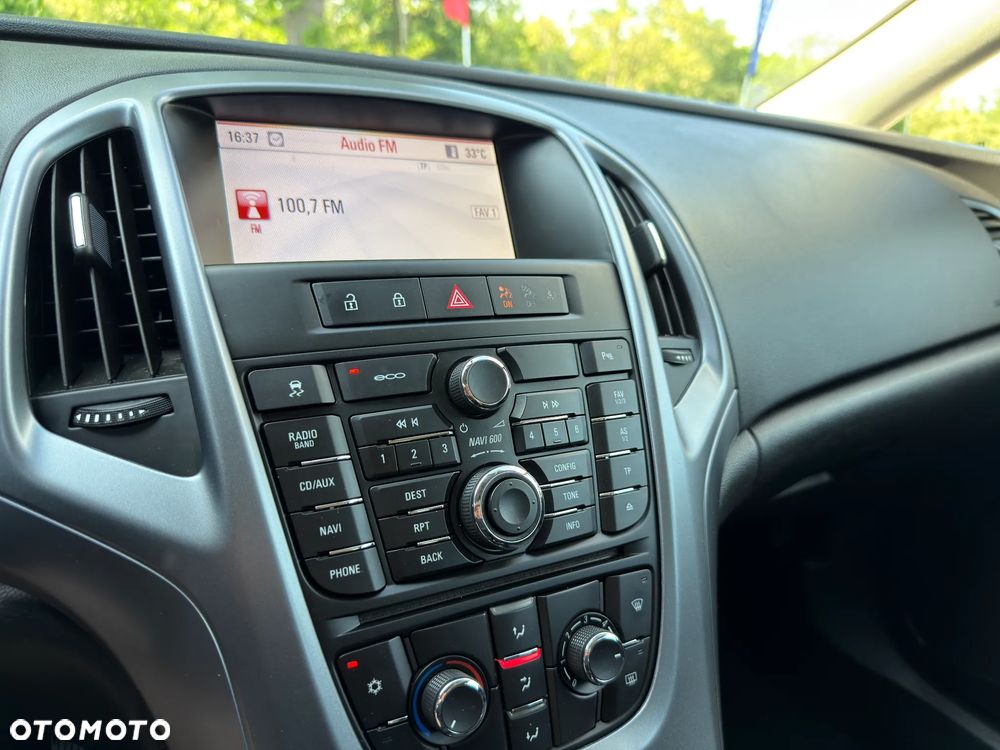 Opel Astra 1.4 T Cosmo - 34