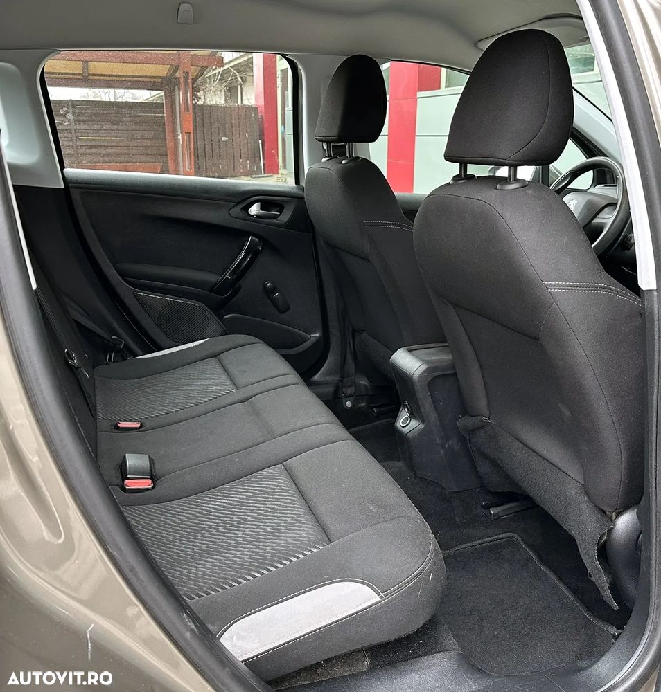 Peugeot 2008 - 19