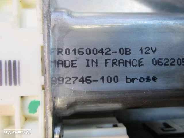 ELEVADOR DE VIDRO FRONTAL DIREITO VOLVO S40 II 2005 -FR01600420B - 2