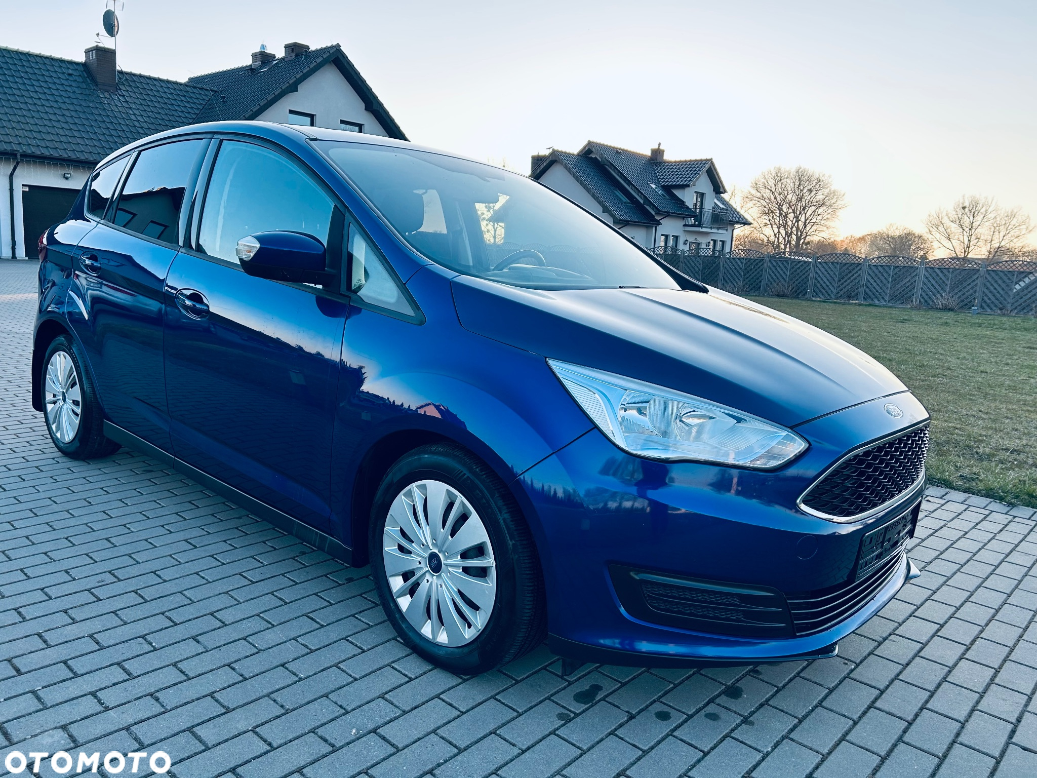 Ford C-MAX - 11
