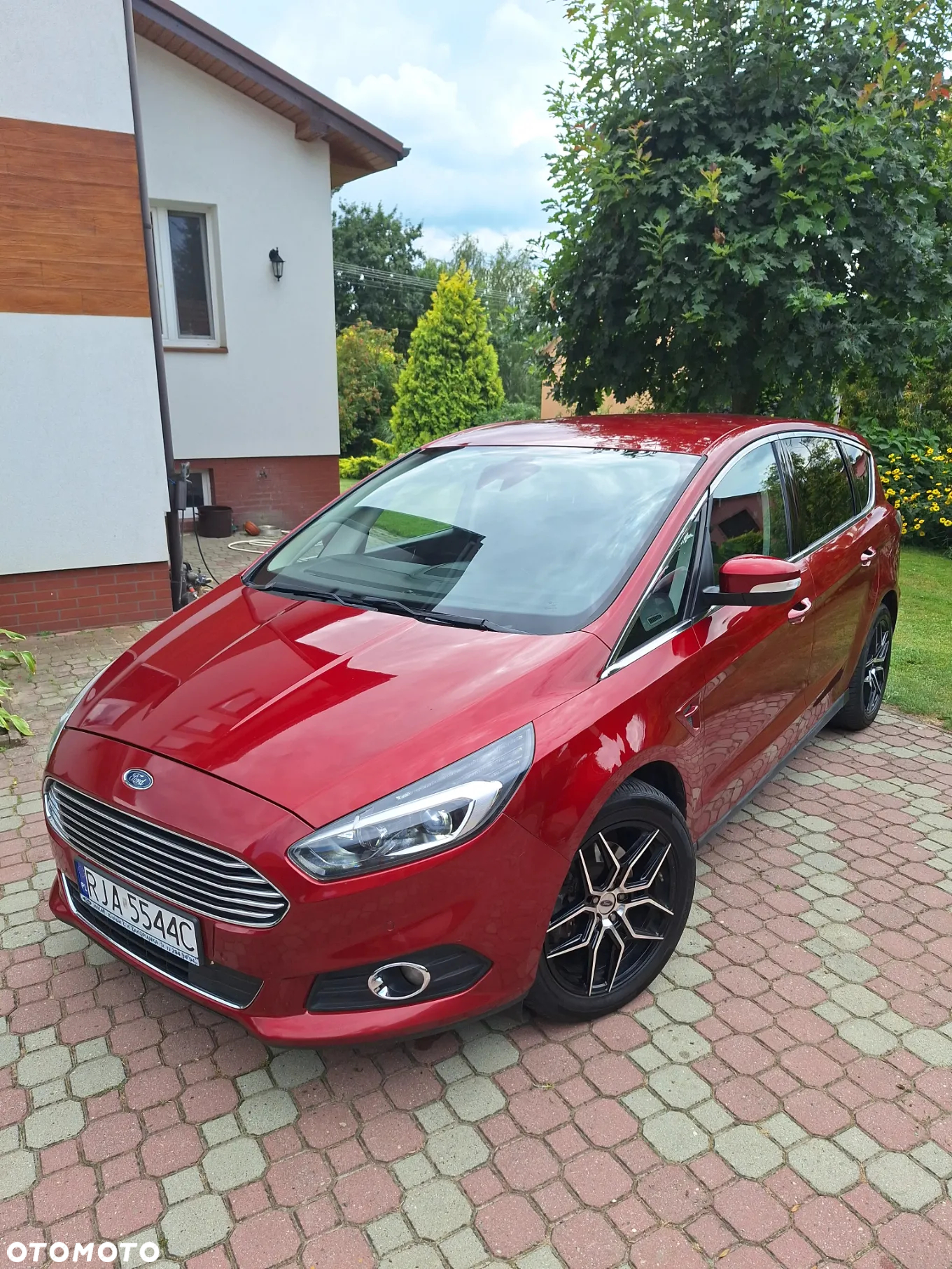 Ford S-Max 2.0 TDCi Titanium PowerShift - 2