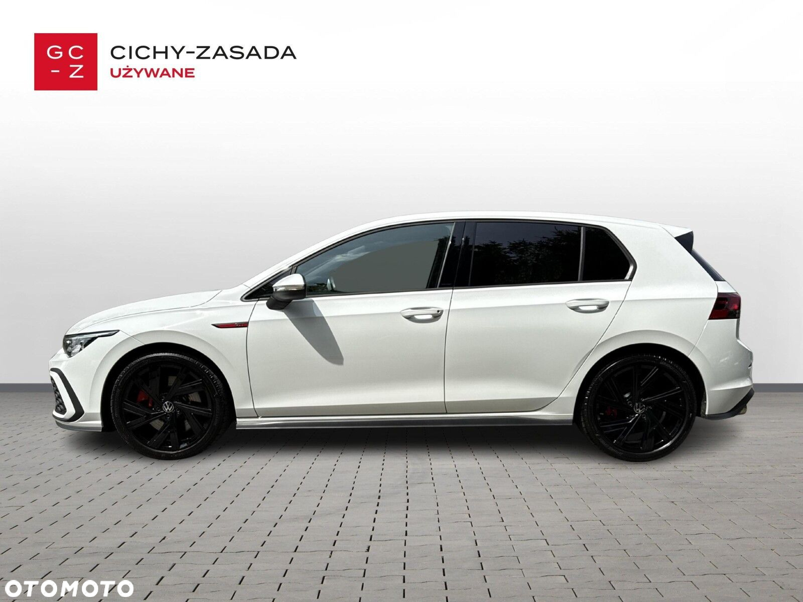 Volkswagen Golf VIII 2.0 TSI GTI DSG - 2