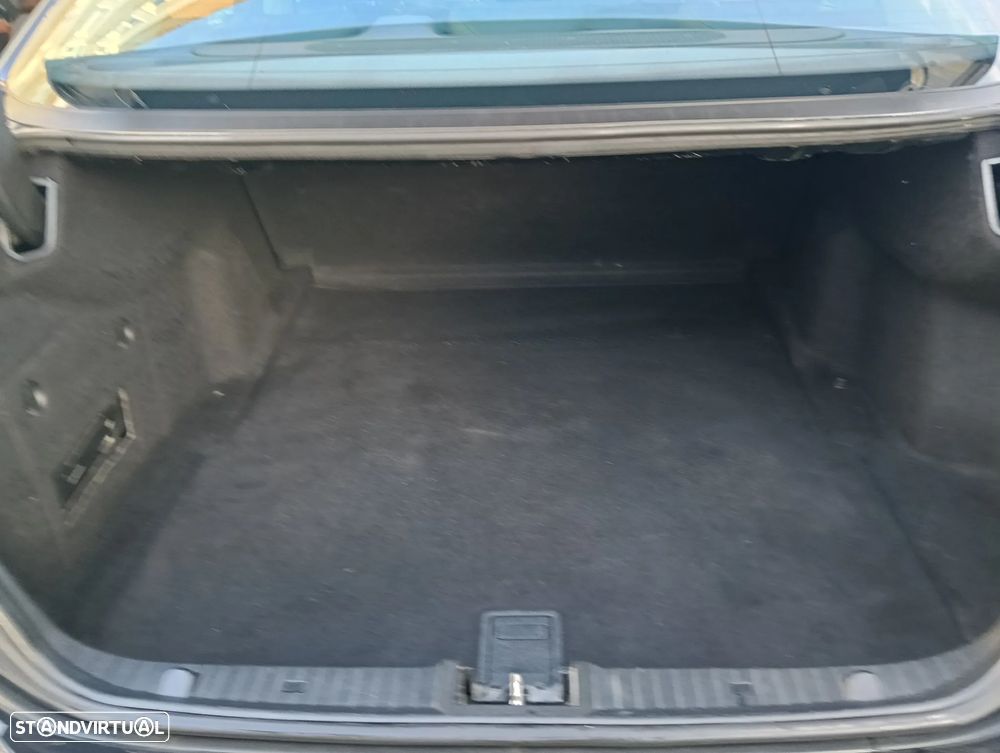 Mercedes-Benz E 320 CDi Avantgarde - 17