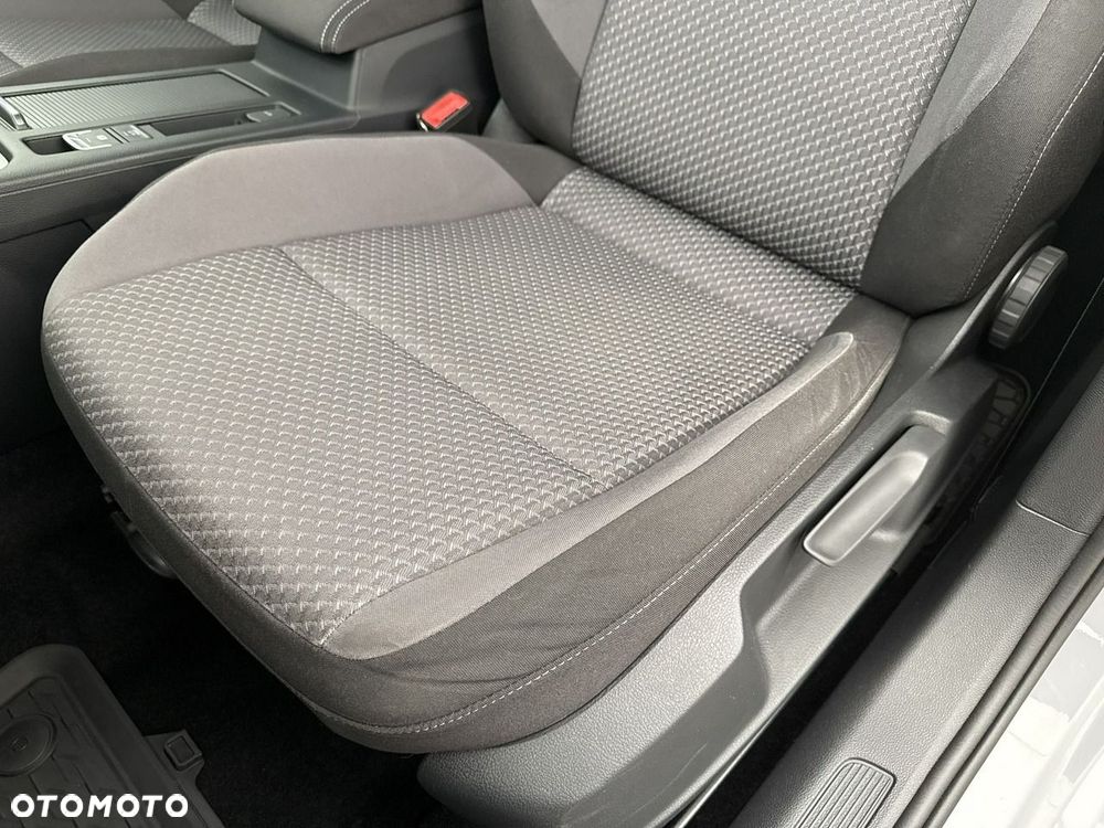 Volkswagen Passat - 18
