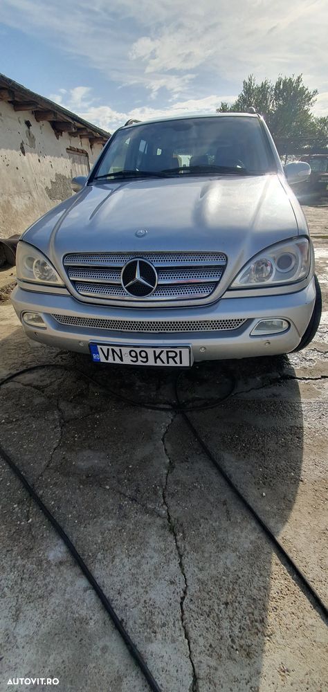 Mercedes-Benz ML - 4