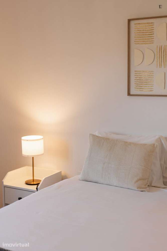 Apartamento com 4 quartos - localizado em Roma-Areeiro Lisbon - Grande imagem: 5/38