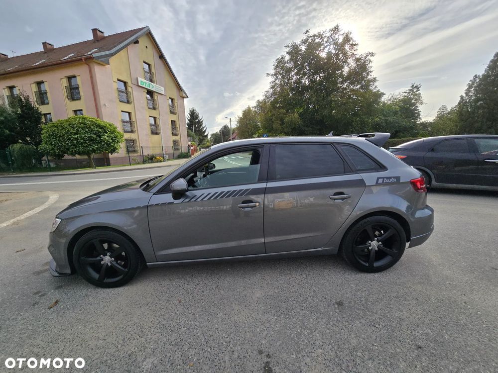 Audi A3 Sportback - 9