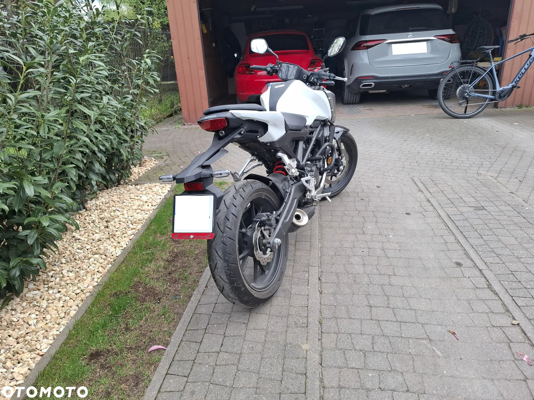 Honda CB - 4