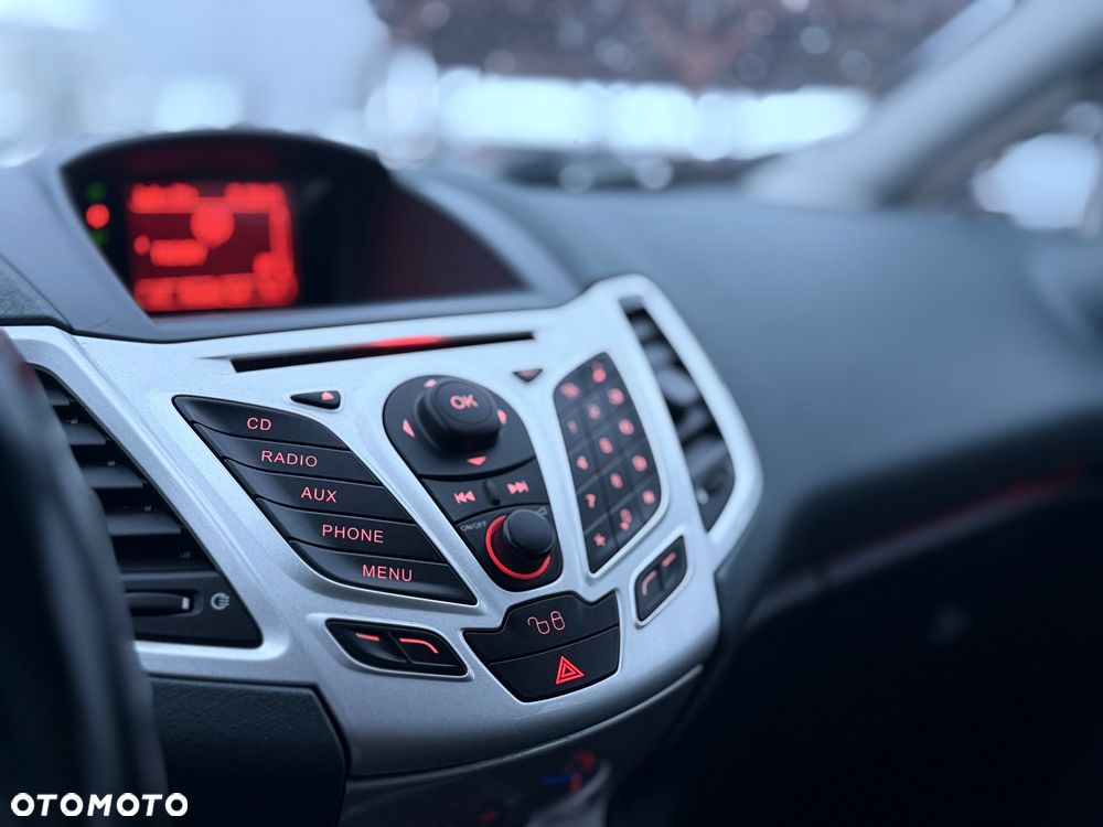 Ford Fiesta - 20