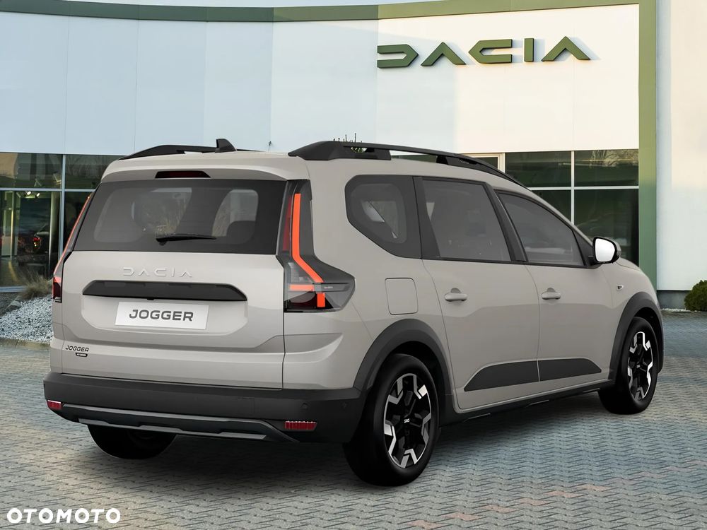 Dacia Jogger 1.8 Full Hybrid 155 Journey MMT - 5