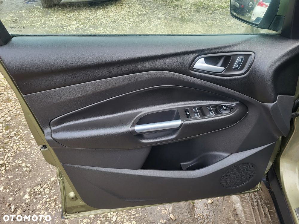 Ford Kuga 2.0 TDCi 4x4 Trend - 11