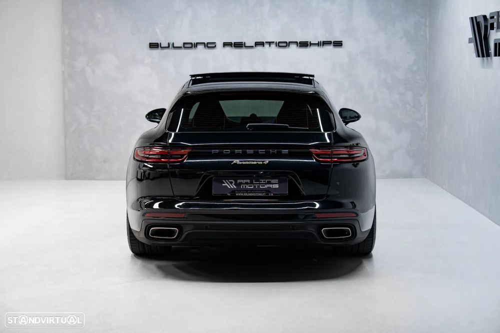 Porsche Panamera Sport Turismo - 11
