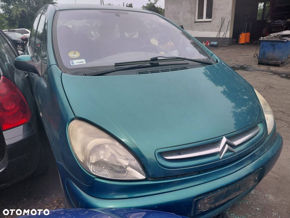 Na części: Citroen Xsara Picasso Rok 2003 Pojemność 1997 Moc 66 kw Diesel - 2