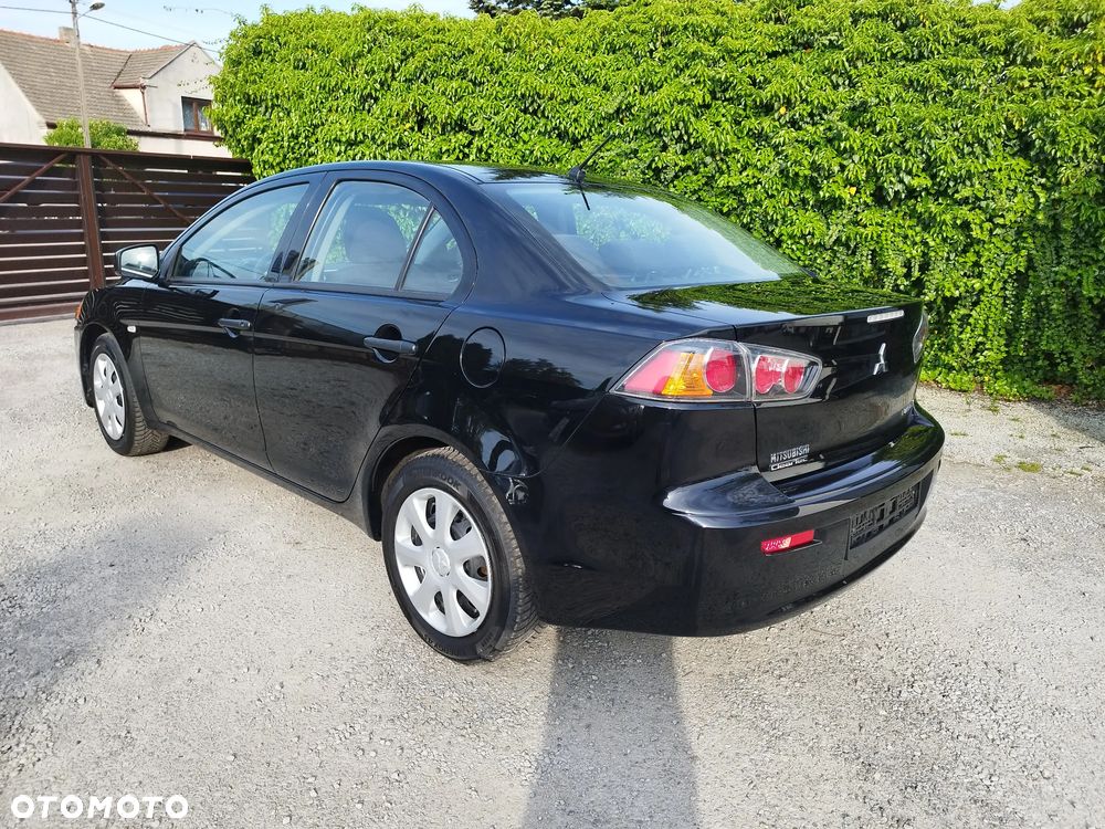 Mitsubishi Lancer 1.6 - 3