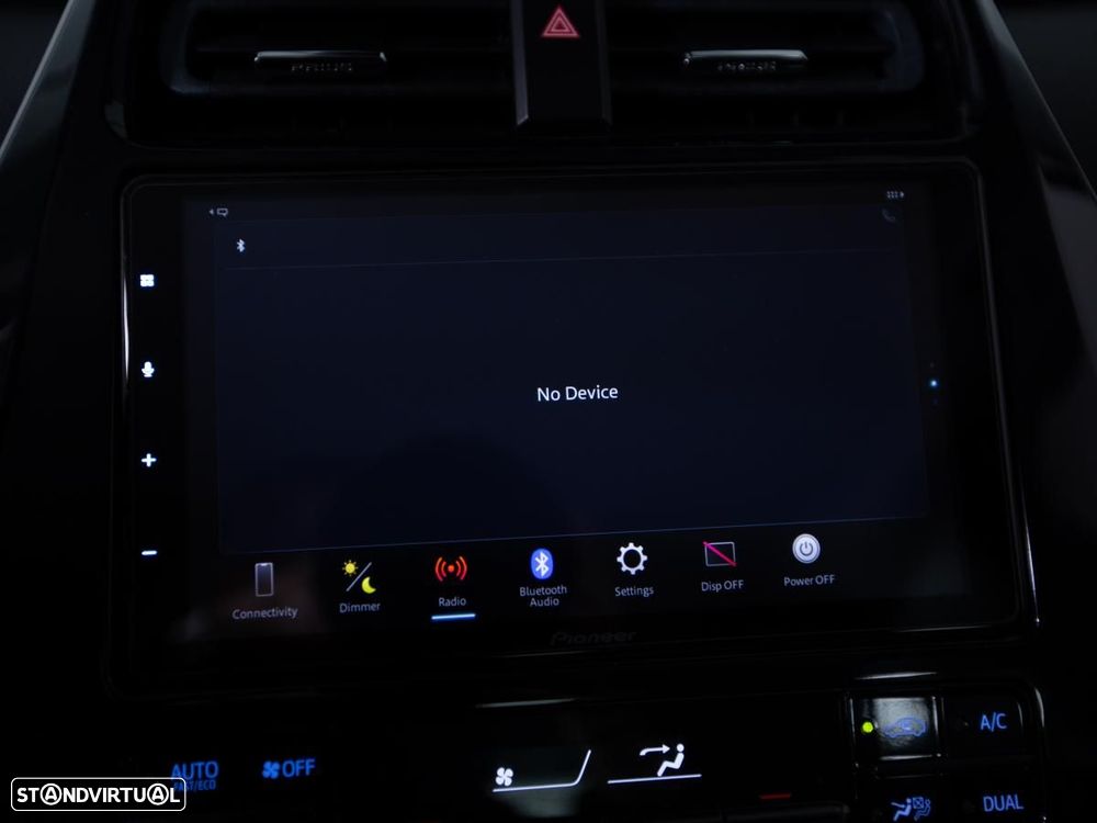 Toyota Prius - 25