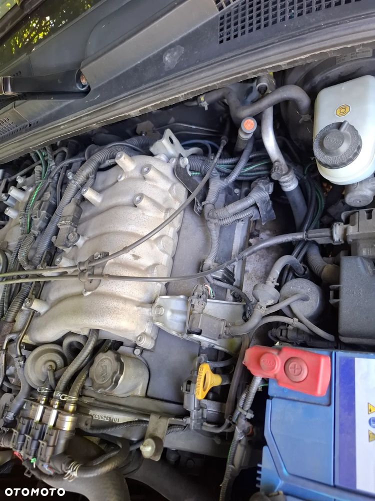 Kia Sorento 3.5 V6 - 12