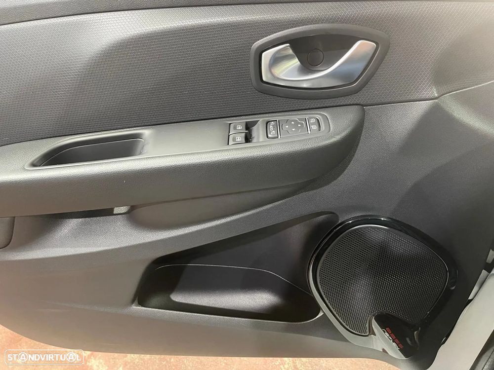 Renault Clio TCe 90 Dynamique - 45