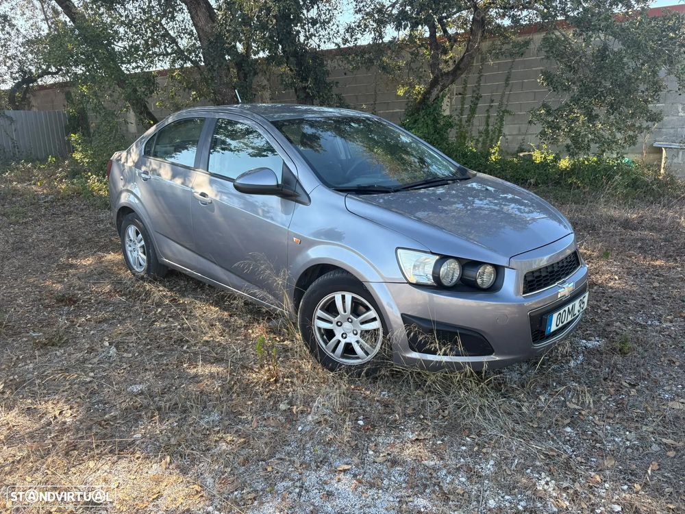 Chevrolet Aveo 1.2 LT - 1