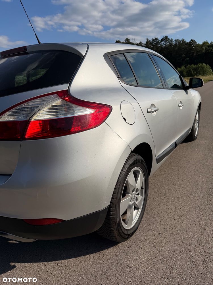 Renault Megane dCi 130 FAP Dynamique - 8