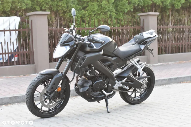 Yamaha MT - 19