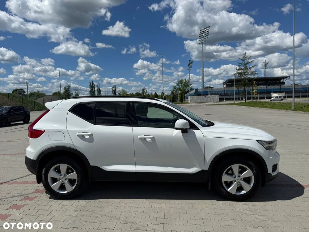 Volvo XC 40 T3 - 8