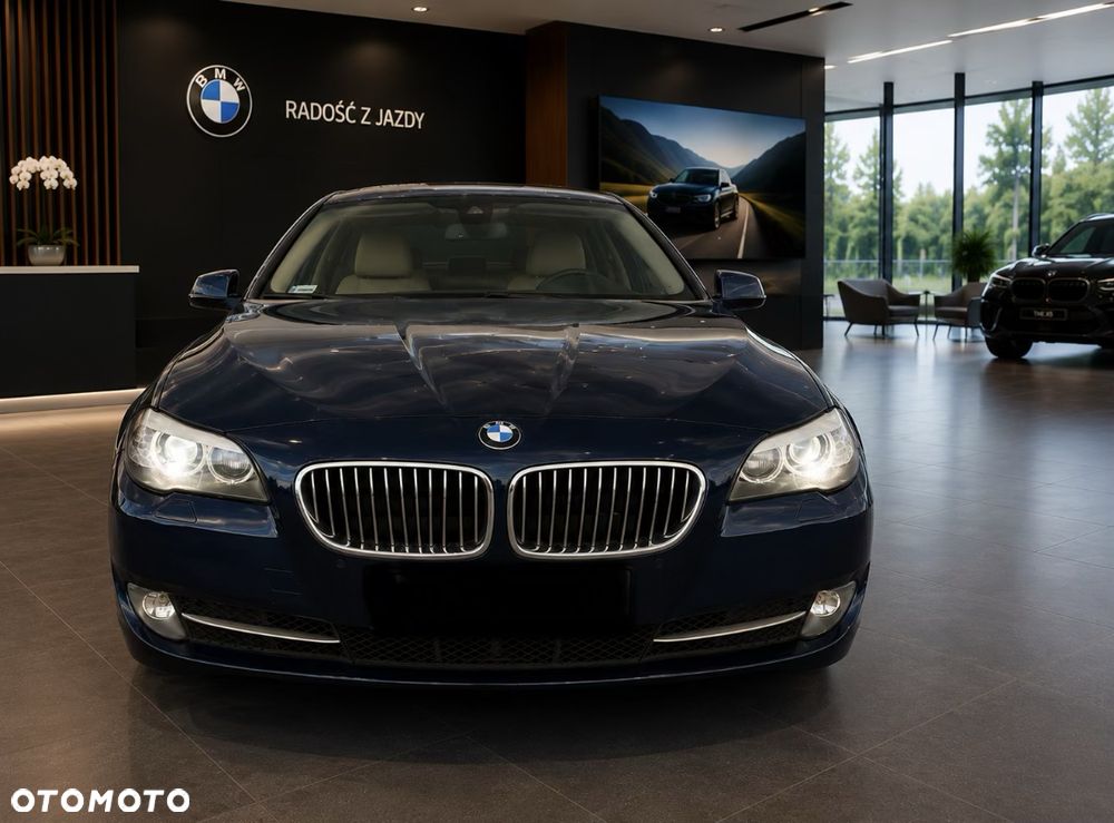 BMW Seria 5 525d xDrive - 1