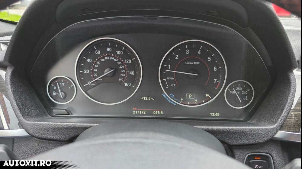 BMW Seria 3 328i xDrive AT Sport Line - 8