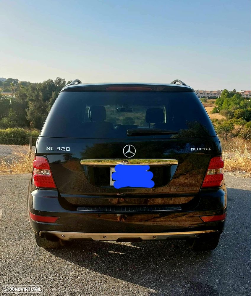 Mercedes ML320 2009 CDI - 10