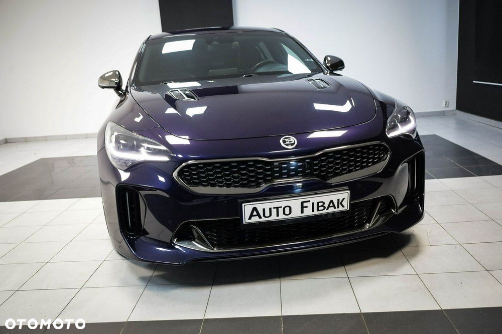 Kia Stinger - 4