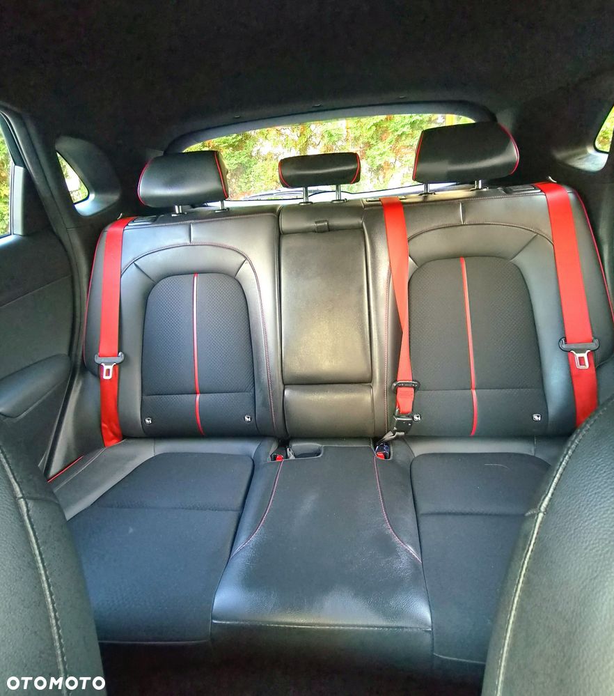 Hyundai Kona - 5