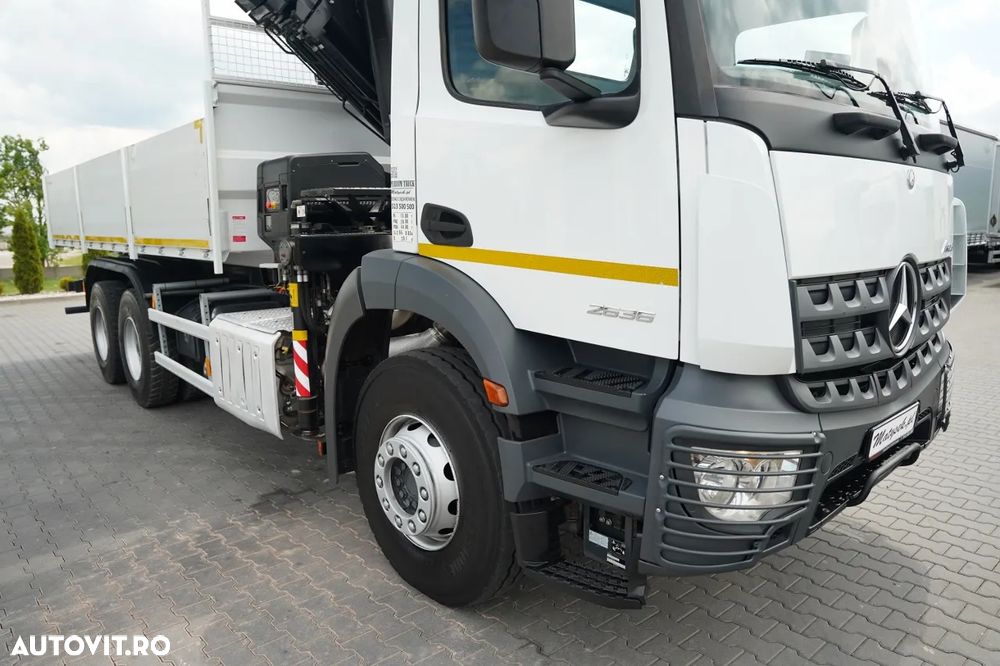Mercedes-Benz AROCS 2636 / 6X4 / BASCULATOR / + HIAB X-HIDUO 228 E-3 HDS / TELECOMANDĂ / FURCĂ PENTRU PALEȚI / EURO 6 - 13