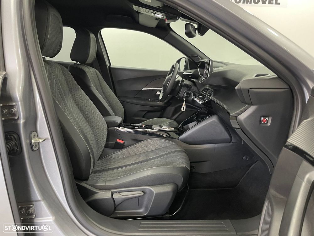 Peugeot 2008 1.2 Hybrid Allure e-DCS6 - 21