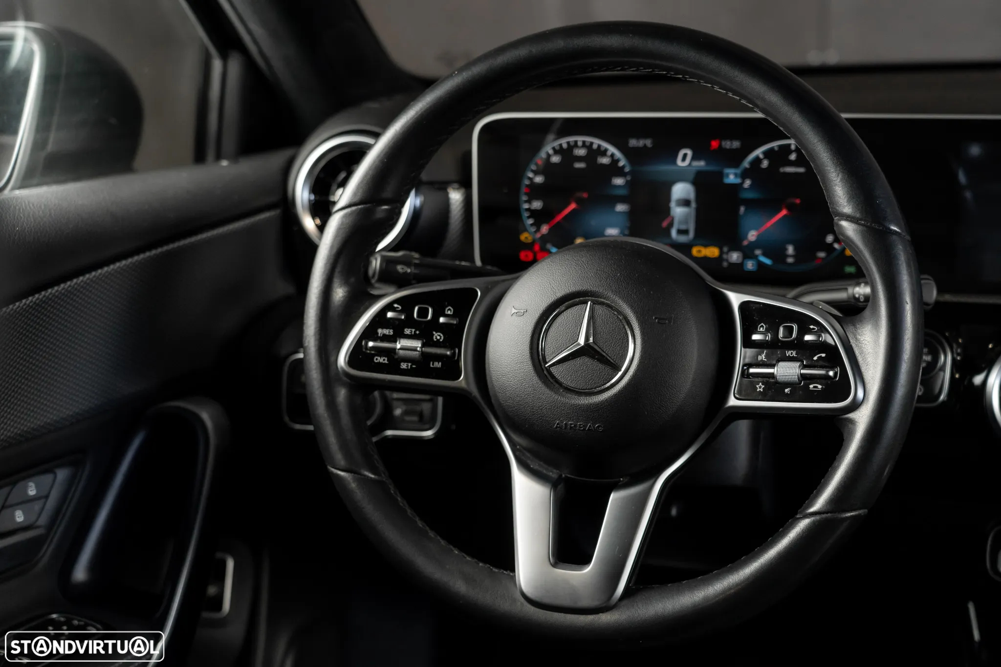 Mercedes-Benz A 200 Limousine AMG Line Aut. - 10
