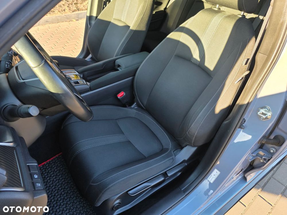 Honda Civic 1.5 T Sport (Navi) - 32