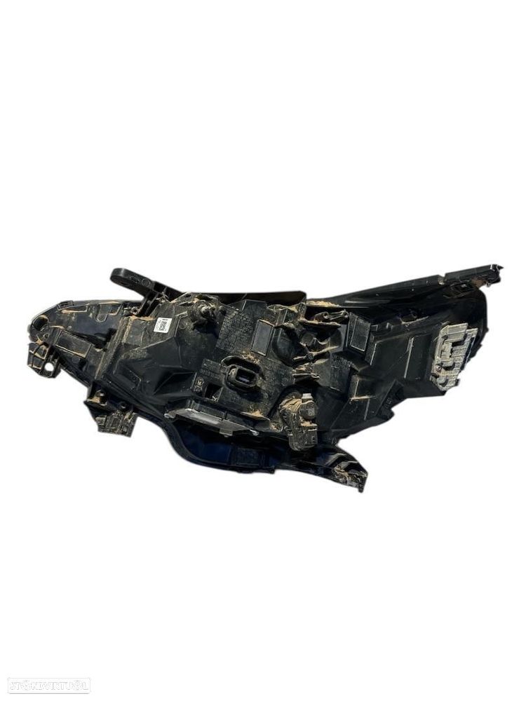 FAROL DIREITO RENAULT CLIO V - 4