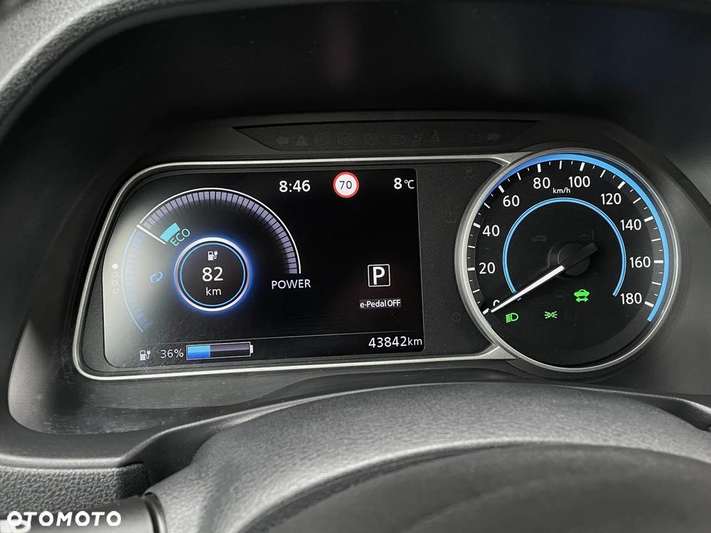 Nissan Leaf 40 kWh TEKNA - 39
