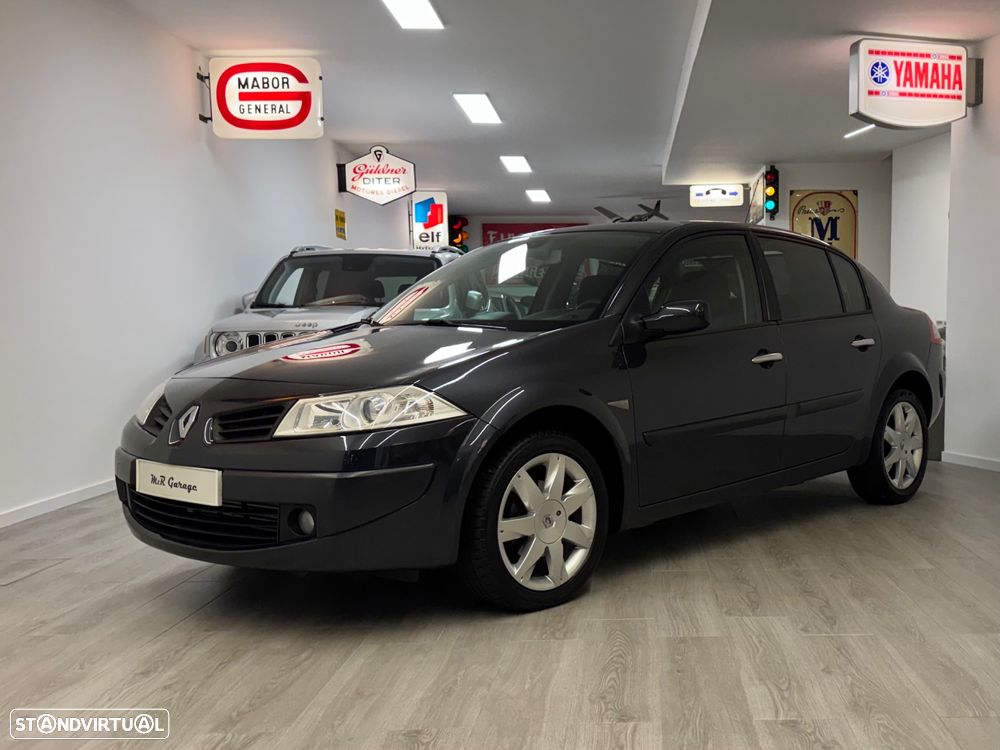 Renault Mégane 1.5 dCi Dynamique Luxe - 2