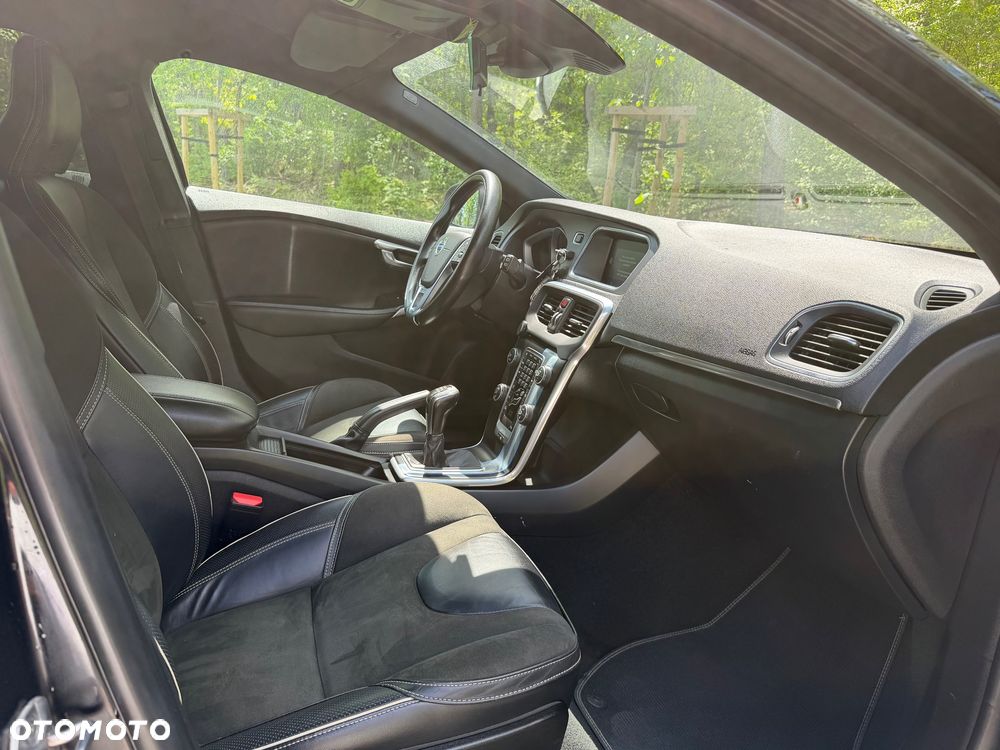 Volvo V40 D2 RDesign - 17