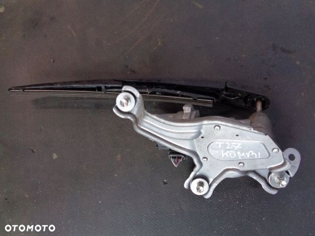 SILNICZEK WYCIERACZEK RAMIĘ AVENSIS T27 KOMBI TYŁ - 2