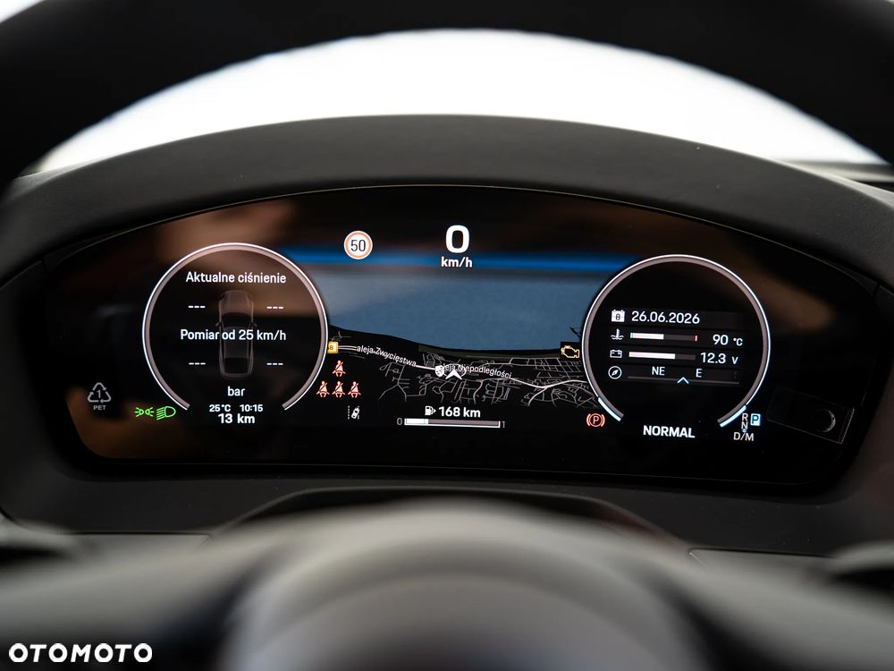 Porsche Panamera 4 - 12
