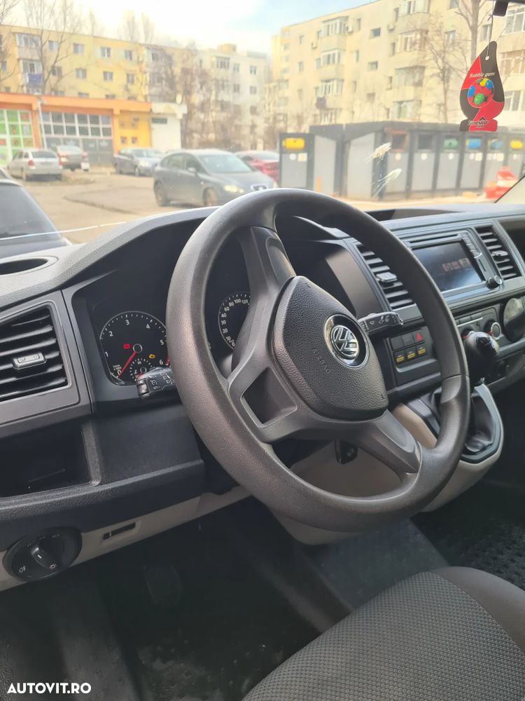 Volkswagen Transporter - 11