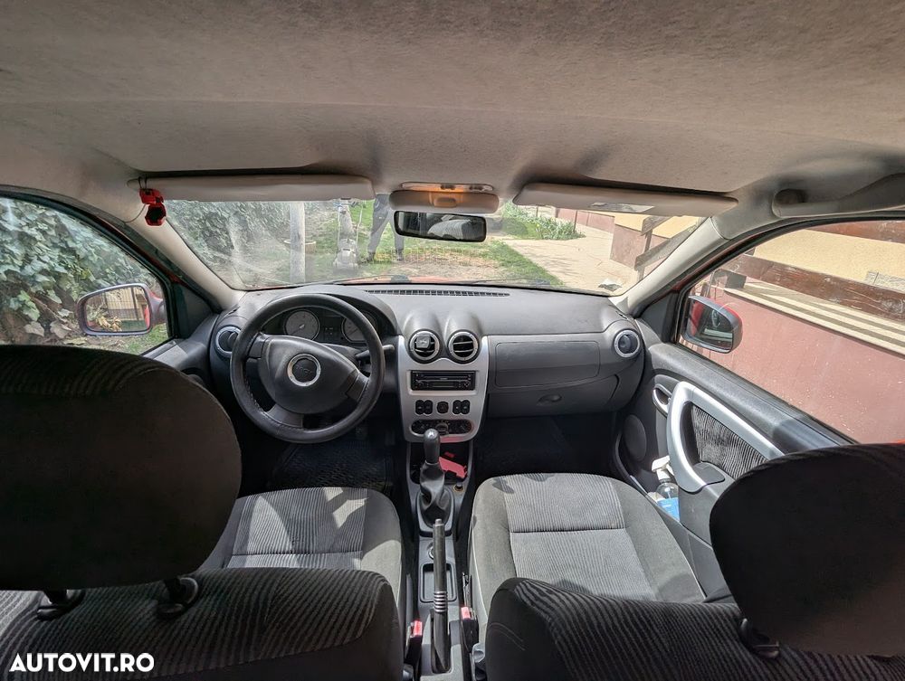Dacia Logan 1.2 16V Laureate - 3