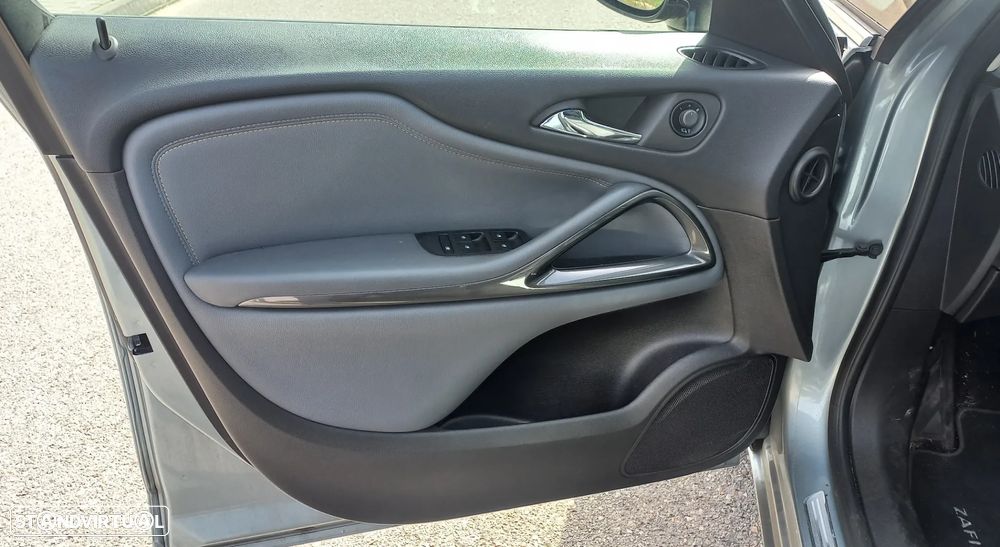Opel Zafira 1.6 CDTi Executive - 14